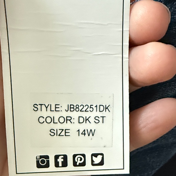 Judy Blue Dark Blue Relaxed Fit Mid Rise Jeans - Picture 6 of 6